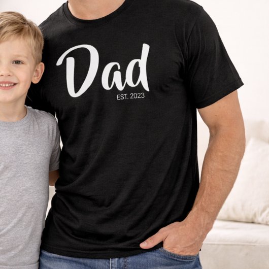 Weißer Schriftzug Established Dad T-Shirt