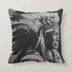 Weißer Schwan Sioux-Häuptling Vintage Kissen