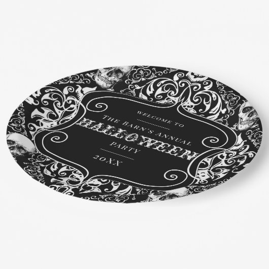 Weißer schwarzer Damast Skull Halloween Muster Cus Pappteller (Schrägansicht)