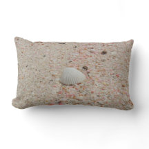Weißer Seashell und rosa Sand-Strand-Kissen