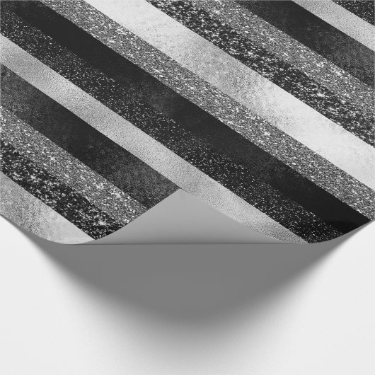 Weißer Spargel mit Schwarz-Silber-Glitzer Geschenkpapier (Ecke)