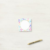 Weißer Sprig-Regenbogen färbt Post-it Klebezettel (Auf Schreibtisch)