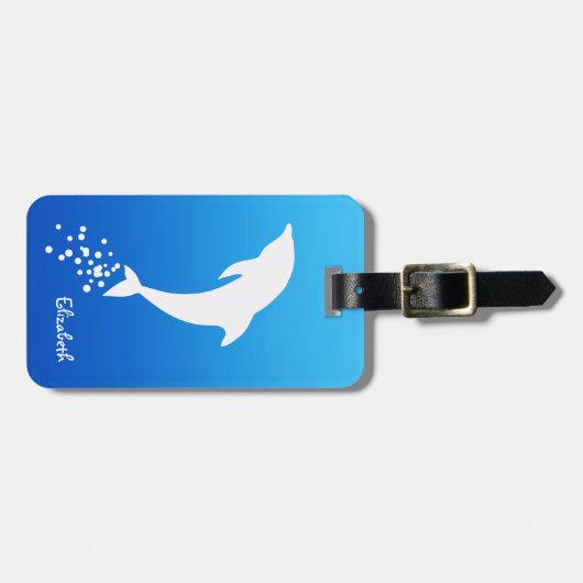 Weißer springender Delphin mit Gepäckanhänger (Vorderseite horizontal)