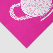 Weißer Teekessel in Hot Pink Seidenpapier (Ausschnitt)