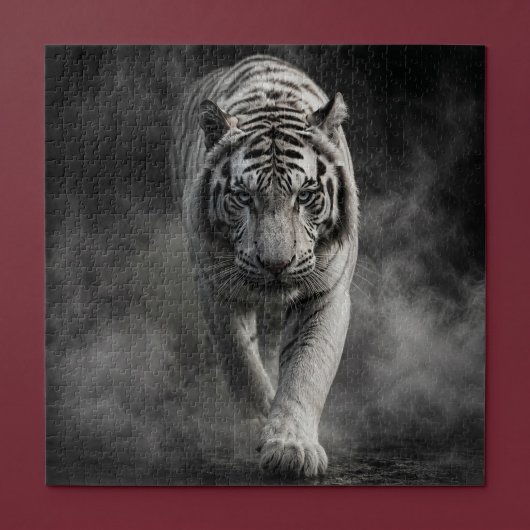 Weißer Tiger, der durch Rauch geht Puzzle
