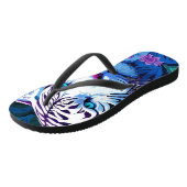 Weißer Tiger in violetten Blumen Badesandalen (Schrägansicht)