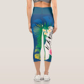 Weißer Tiger mit tropischen Blätter Capri Leggings (Rückseite)