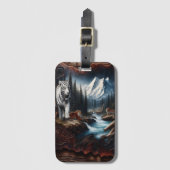 Weißer Tiger unter den Bergen Gepäckanhänger (Vorderseite Vertikal)