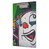 Weißer Typ mit Spray kann Graffiti Klemmbrett (Links)