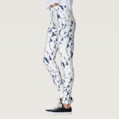 weißer und blauer Hintergrund mit einem Muster Leggings (Links)