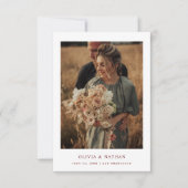 Weißer und dunkler Roter Text und Foto | Hochzeit Save The Date (Vorderseite)