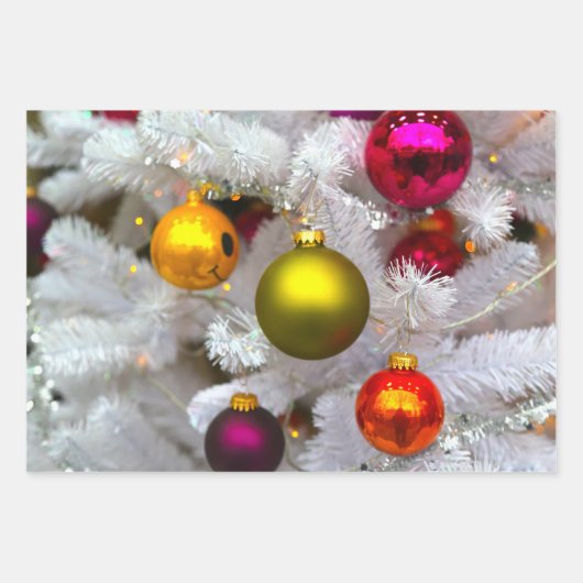 Weißer Weihnachtsbaum mit farbenfrohen Bauern Geschenkpapier Set (Vorderseite 3)