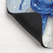 Weißer Wintergans mit blauem Schal Mousepad (Ecke)