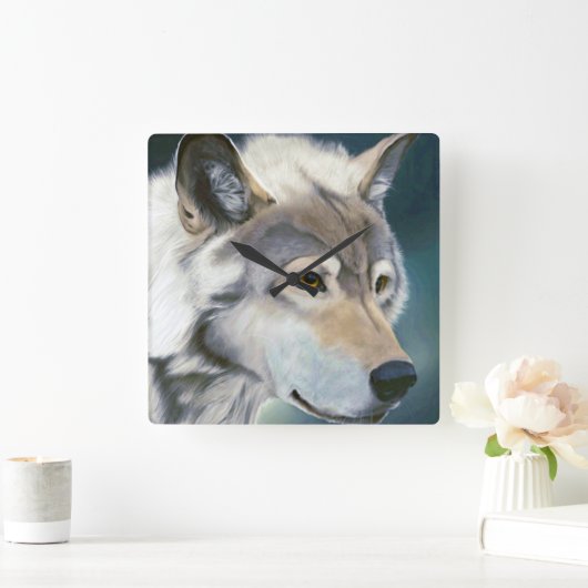 Weißer Wolf mit Gelb mustert Wanduhr (Zuhause)