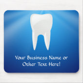 Weißer Zahn auf blauem Hintergrund Mousepad (Vorne)