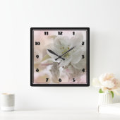 Weißes Apfelblütenfoto Quadratische Wanduhr (Zuhause)