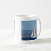 Weißes Beneteau Sloop Kaffeetasse (VorderseiteRechts)