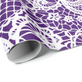 Weißes Blatt auf Lila Umschlagpapier Geschenkpapier (Rolleneckpunkt)