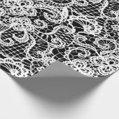 Weißes Blatt auf schwarzem Papier Geschenkpapier (Ecke)