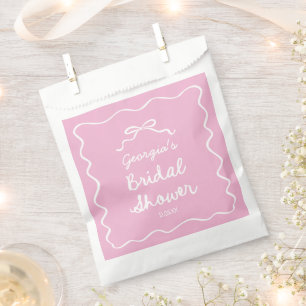 Weißes Brautparty mit weißem, weißem, handgezogene Geschenktütchen