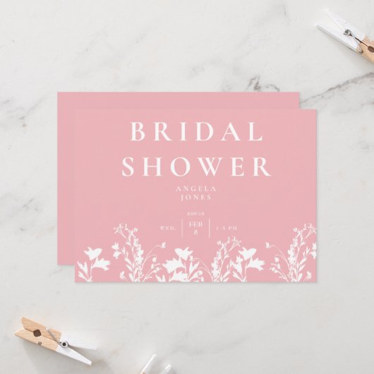 Weißes Brautparty mit weißer Wildblume Einladung (Vorderseite/Rückseite Beispiel)