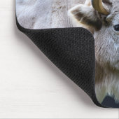 Weißes Buffalo mit amerikanischer Flagge und Blitz Mousepad (Ecke)