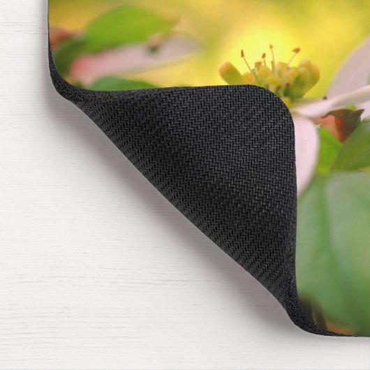 Weißes Dogwood-Blume Mousepad (Ecke)
