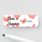 Weißes, einfaches, minimales Textil Hochzeit rotes Namensschild (Beispiel)