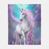 Weißes Einhorn mit violetten Blumen & Mond. Fleecedecke (Vorderseite)