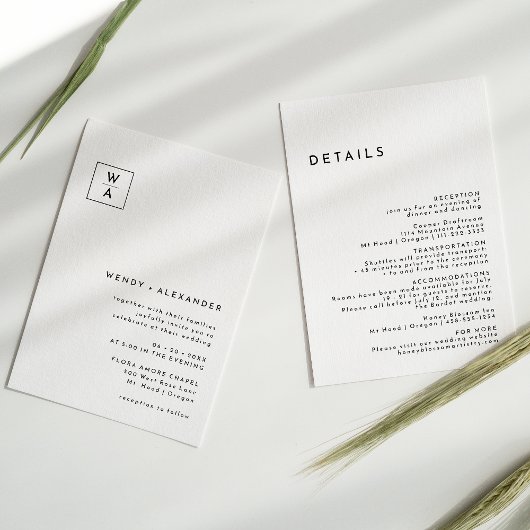 Weißes, feines Monogramm-Wappen Hochzeitsdetails Einladung