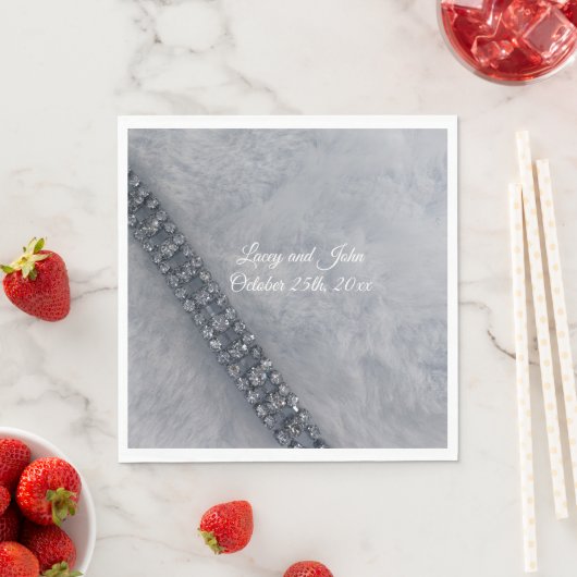 Weißes Fluffy Fur Diamonds Paper Napkins Serviette (Beispiel)