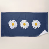 weißes Gänseblümchen Strandtuch (Vorderseite)