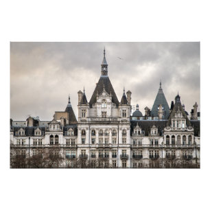 Weißes Gebäude in London Fotodruck