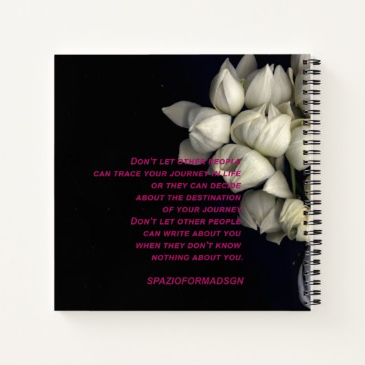 "Weißes gebrochenes Herz in schwarz" & Reise Notizblock (Rückseite)