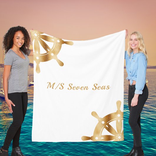 Weißes goldenes Boot Name Lenkrad Fleecedecke