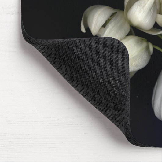 "Weißes Herz in Schwarz" Mousepad (Ecke)