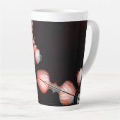 "Weißes Herz in Schwarz von der Sonne" Milchtasse (Rechte Ecke)