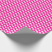 Weißes Herzmuster auf rosa Wrapping Paper Geschenkpapier (Ecke)