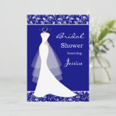 Weißes Hochzeitskleid auf königliches Blau Einladung (Stehend Vorderseite)