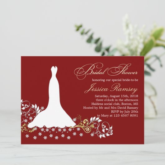 Weißes Hochzeitskleid, Wirbel auf rotem Brautparty Einladung (Stehend Vorderseite)