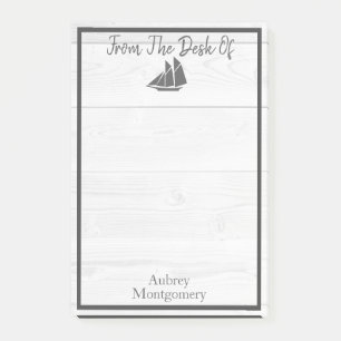 Weißes Holz an der Küste und graues Wasserschiff Post-it Klebezettel