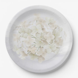 Weißes Hydrangea auf Abstraktem Weiß Pappteller