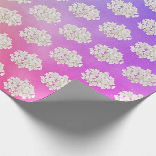 Weißes Hydrangea auf glühendem Regenbogengrund Geschenkpapier (Ecke)