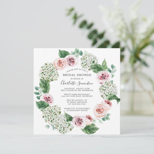 Weißes Hydrangea Rosa Brautparty Einladung (Stehend Vorderseite)