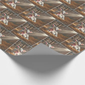 Weißes Kalb mit rosafarbenem Kiefer im Stall Geschenkpapier (Ecke)