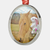 Weißes Kaninchen und blutgelbes Pferd Ornament Aus Metall (Links)