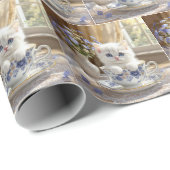 Weißes Kätzchen in einem Teacup Geschenkpapier (Rolleneckpunkt)