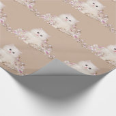 Weißes Kätzchen und Bänder Geschenkpapier (Ecke)
