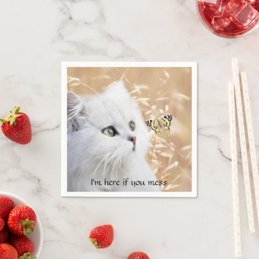 Weißes Kätzchen und Schmetterling Serviette (Beispiel)