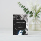 Weißes Kristall im Schwarzen Weltraum Monogramm Visitenkarte (Stehend Vorderseite)